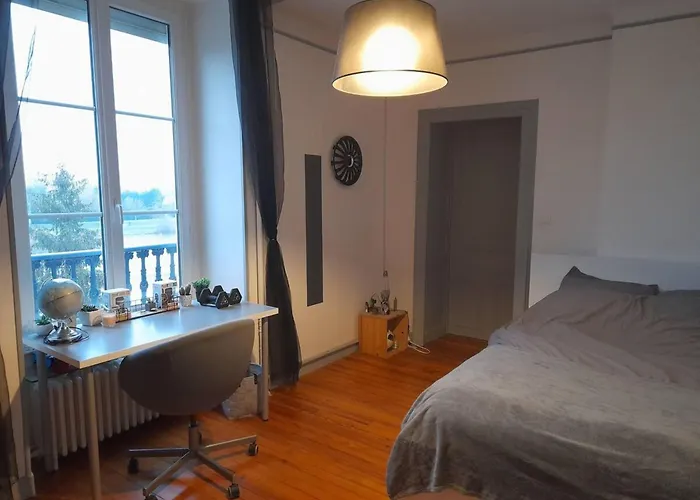 Проживание в семье Chez Delphine Et Bob -ancienne Maison De Tanneurs *