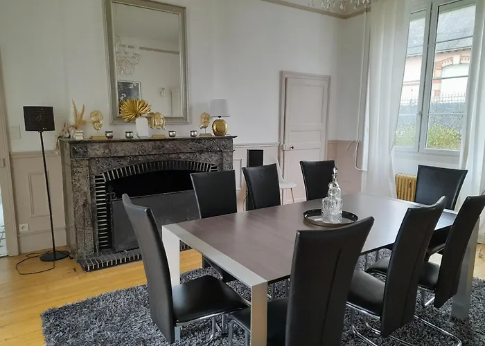 Chez Delphine Et Bob -ancienne Maison De Tanneurs Проживание в семье